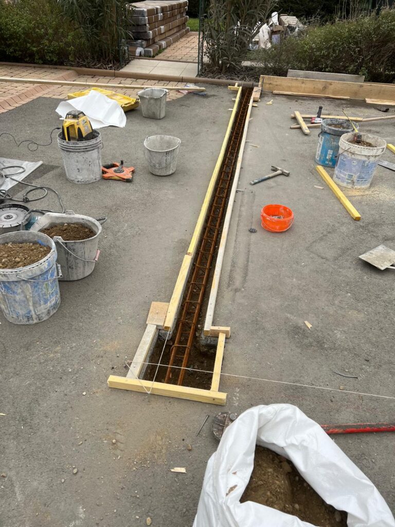 Carport aluminium sur dalle béton (maçonnerie + structure) à Pont-Évêque — Maison Française de l'Artisanat — photo 4