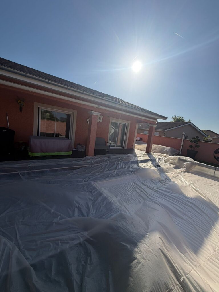 Nettoyage, démoussage et hydrofuge incolore à Villars-les-Dombes — Maison Française de l'Artisanat — photo 2