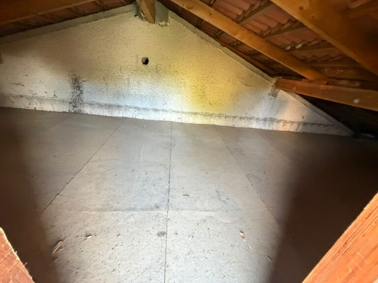 Préparation du plancher de combles avant soufflage à Mionnay